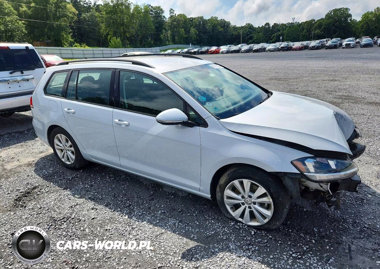 2018 Volkswagen Golf Sportwagen S VIN:3VW117AU8JM752973 - 4