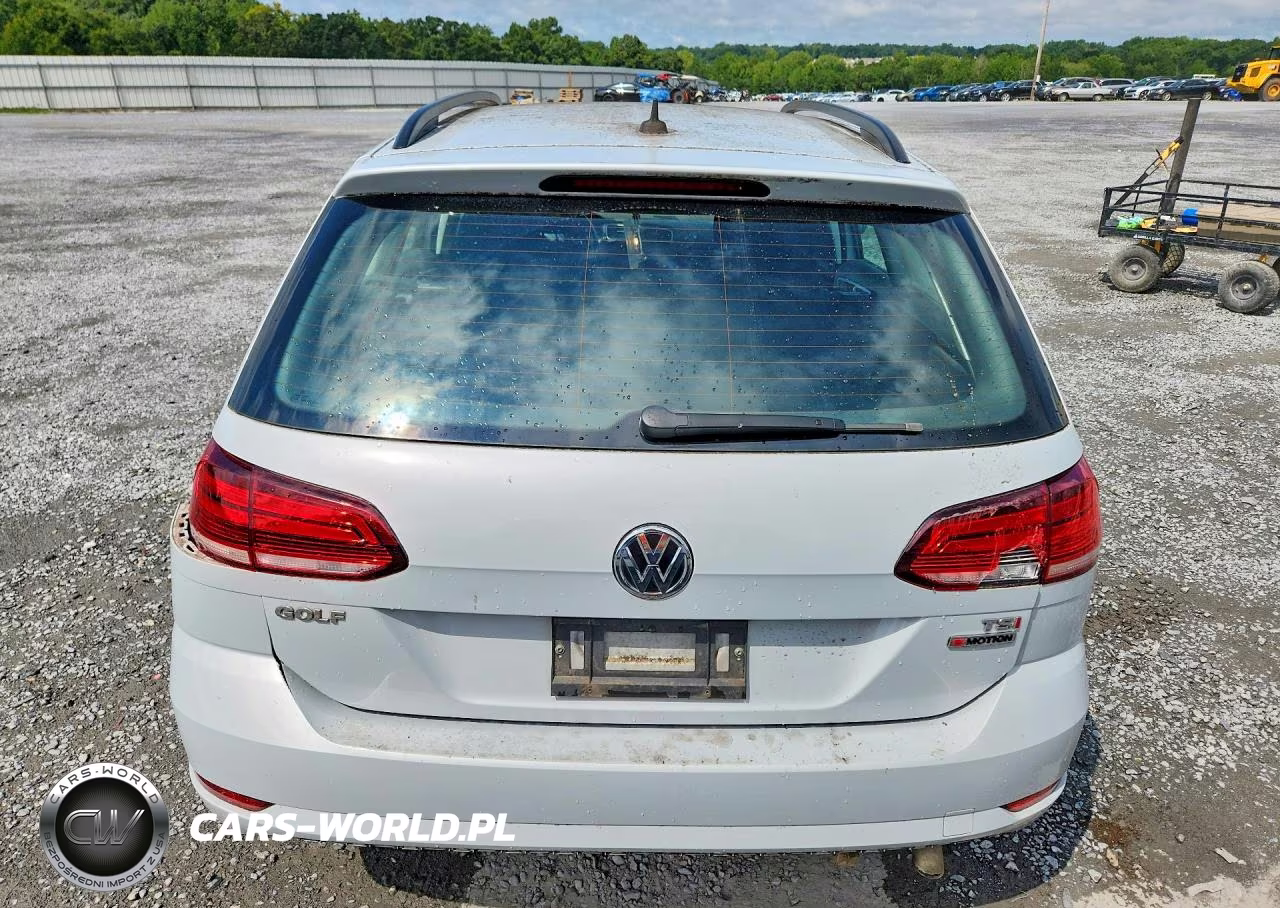 2018 Volkswagen Golf Sportwagen S VIN:3VW117AU8JM752973 - 6