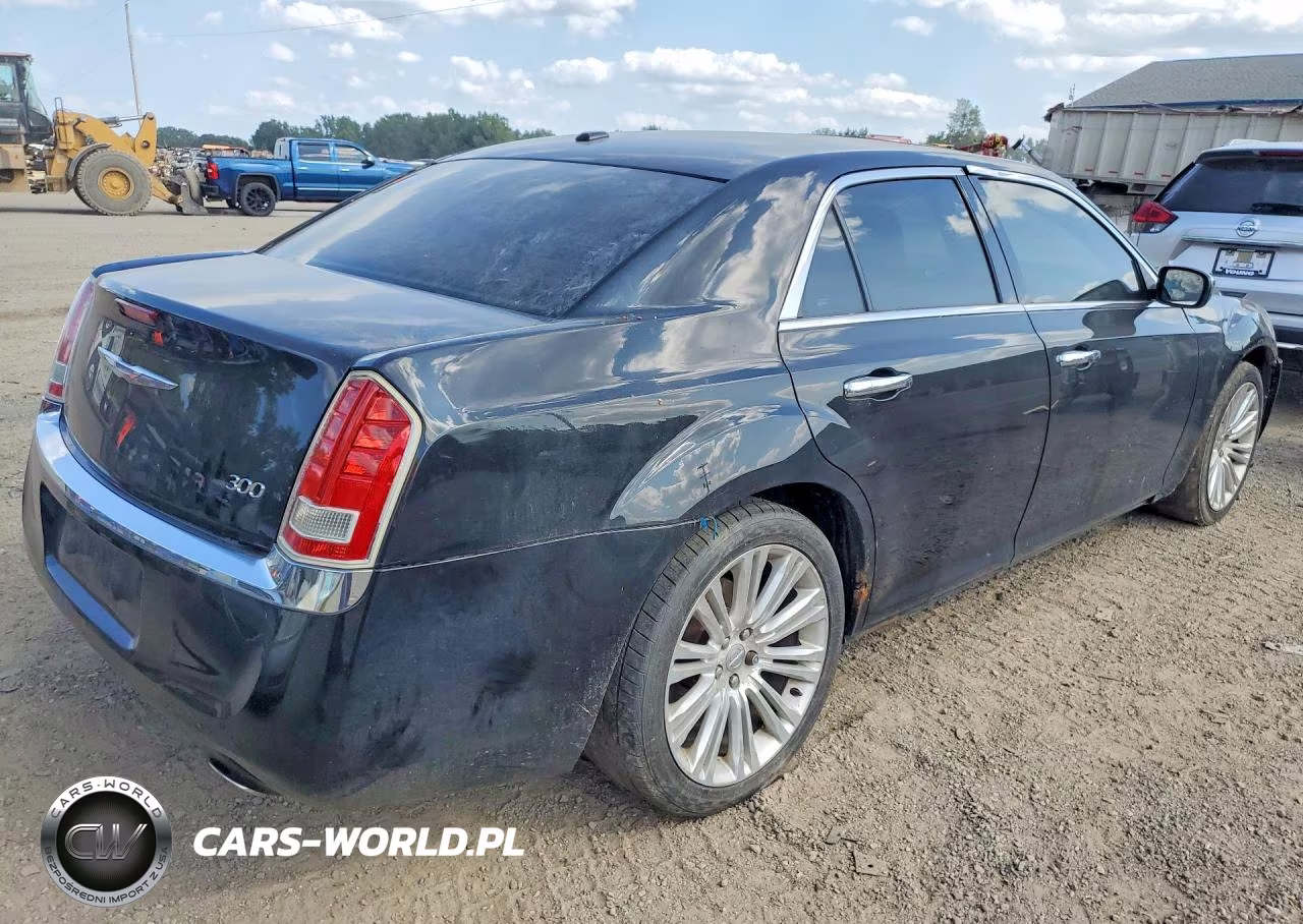 2011 Chrysler 300 Limited VIN:2C3CA5CG5BH599528 - 3