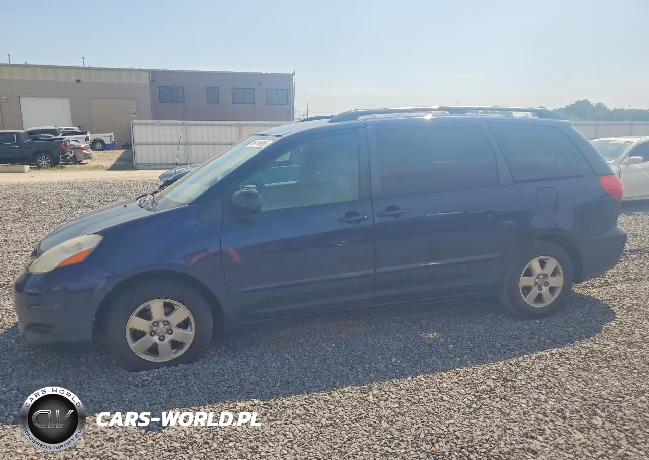 2007 Toyota Sienna Le 8-Passenger – zdjęcie 1 z 13