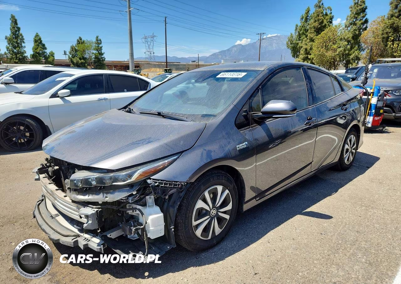 2018 Toyota Prius Prime Premium – zdjęcie 1 z 13