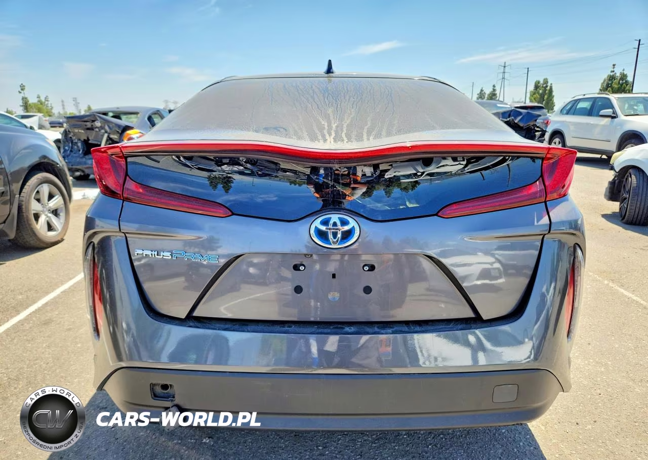 2018 Toyota Prius Prime Premium VIN:JTDKARFP6J3089779 - 6