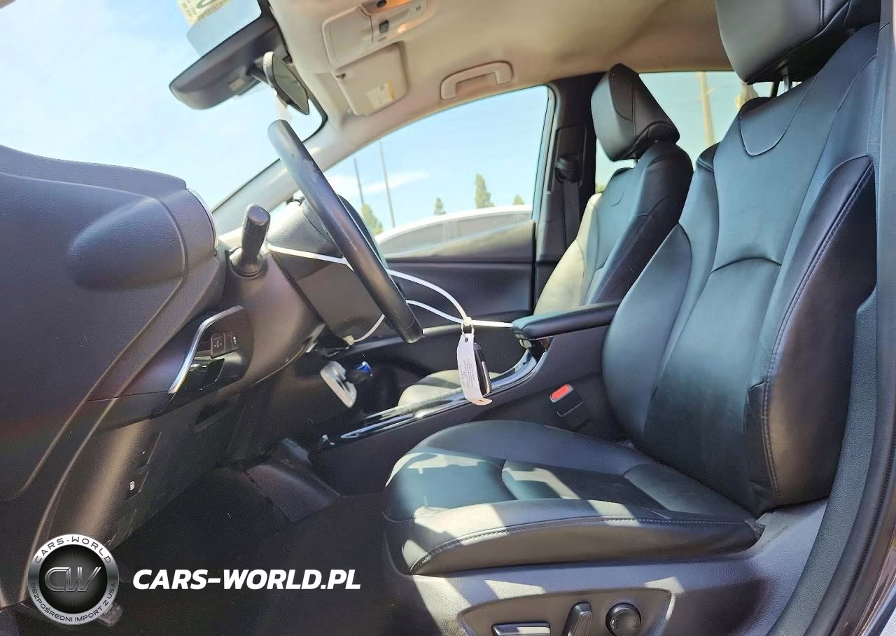 2018 Toyota Prius Prime Premium VIN:JTDKARFP6J3089779 - 7