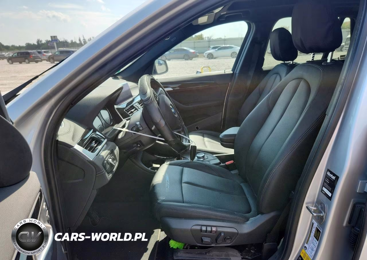 2021 BMW X1 xDrive28I VIN:WBXJG9C06M5T94096 - 7