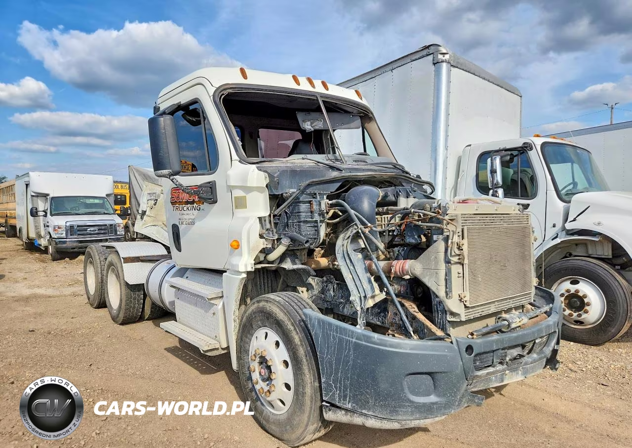 2014 Freightliner Cascadia Semi Truck VIN:3AKJGEDV2ESFT5114 - 4