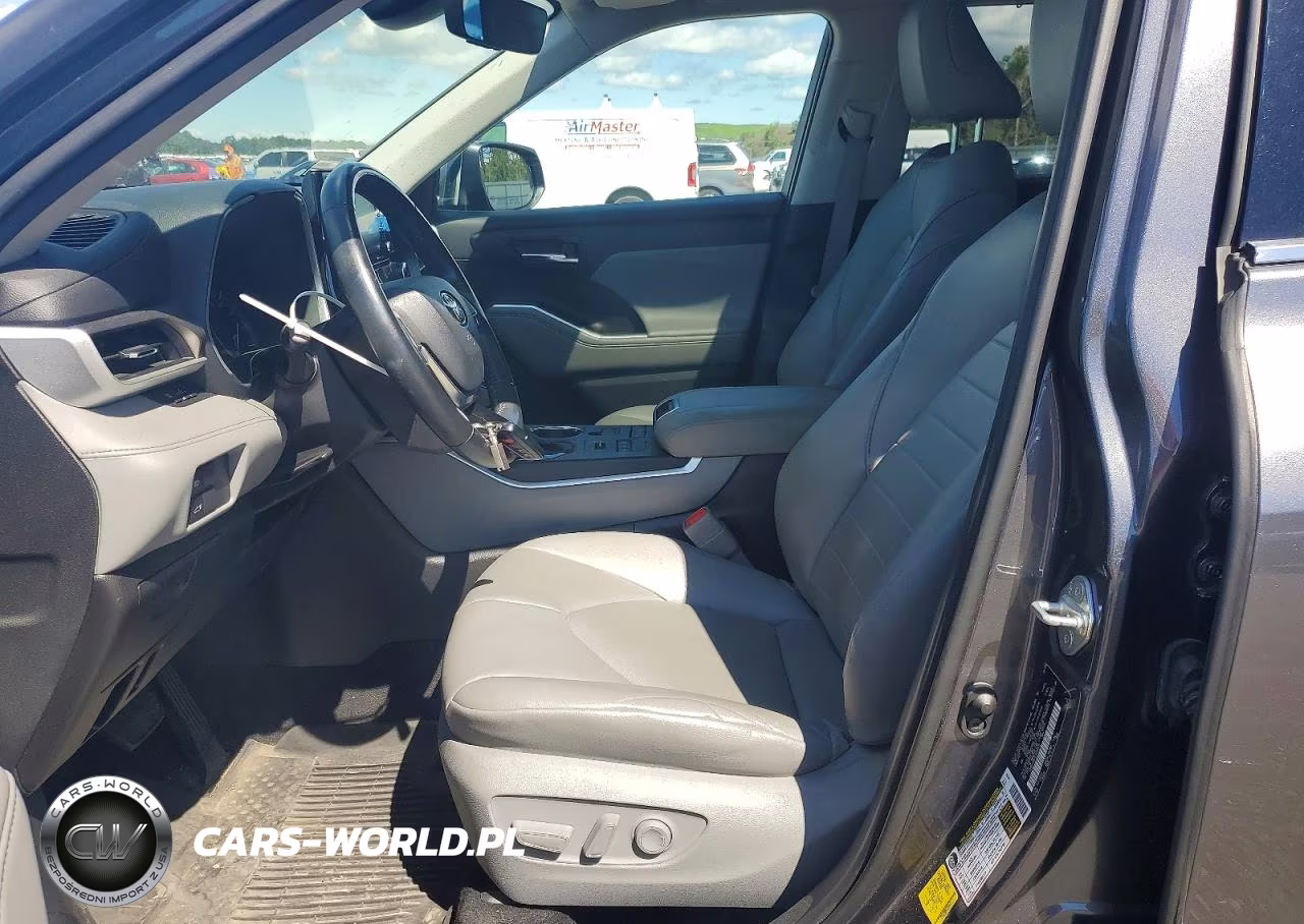 2020 Toyota Highlander Xle VIN:5TDGZRBH1LS048412 - 7