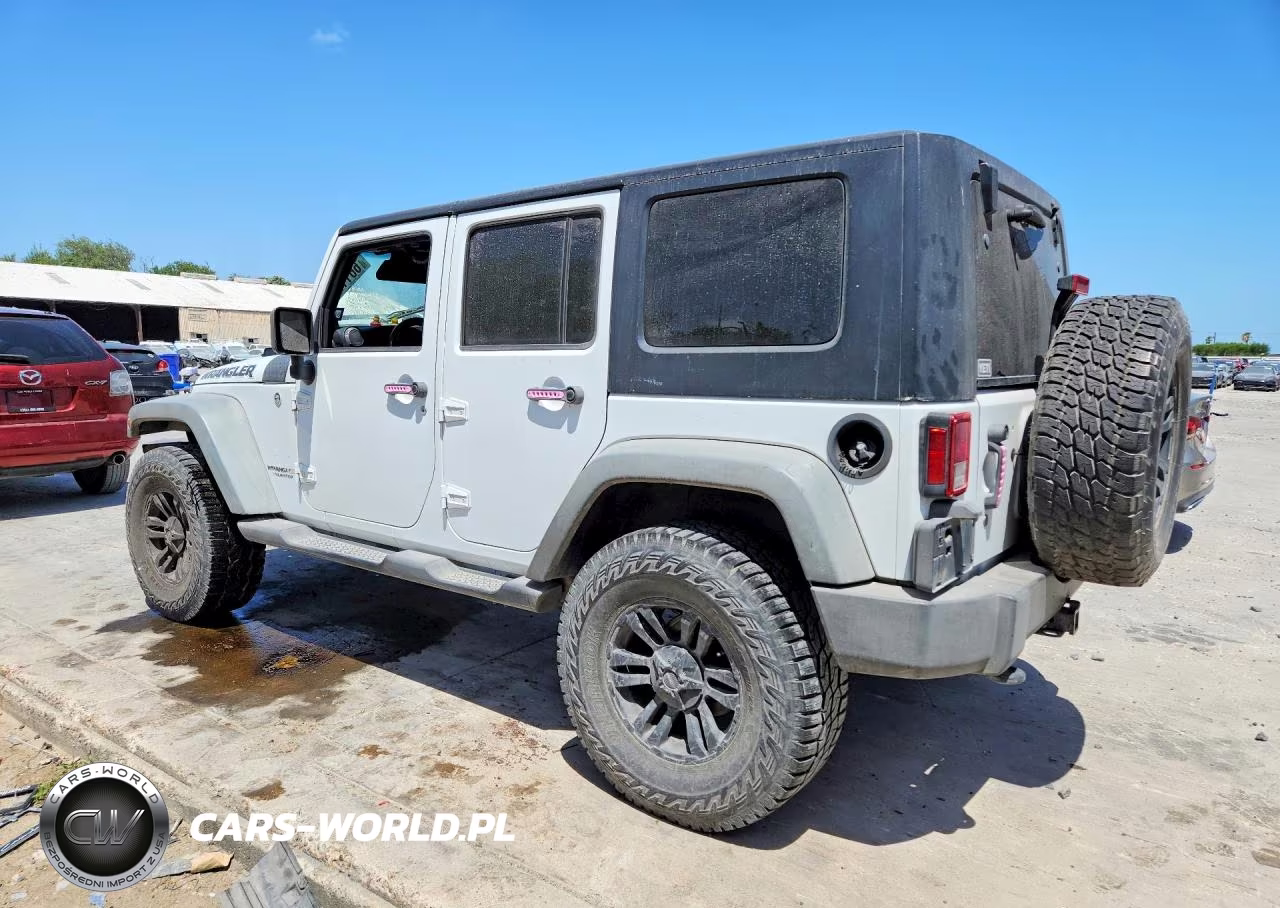 2011 Jeep Wrangler Unlimited Sport VIN:1J4HA3H16BL575102 - 2