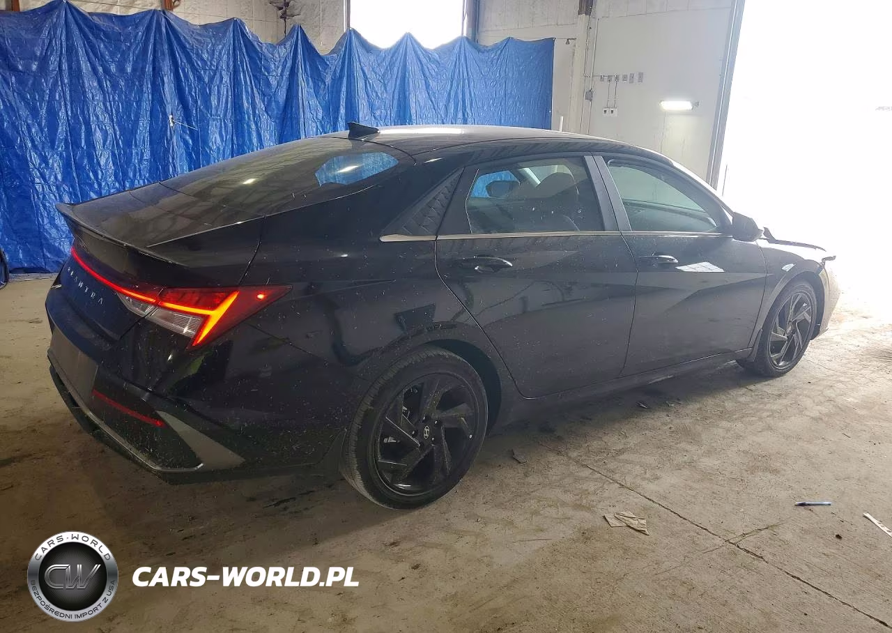 2026 Hyundai Elantra Sel Sport Premium VIN:KMHLS4DG5TU221995 - 3