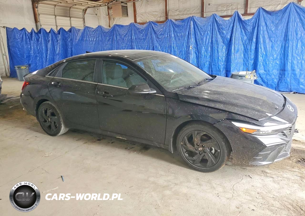 2026 Hyundai Elantra Sel Sport Premium VIN:KMHLS4DG5TU221995 - 4