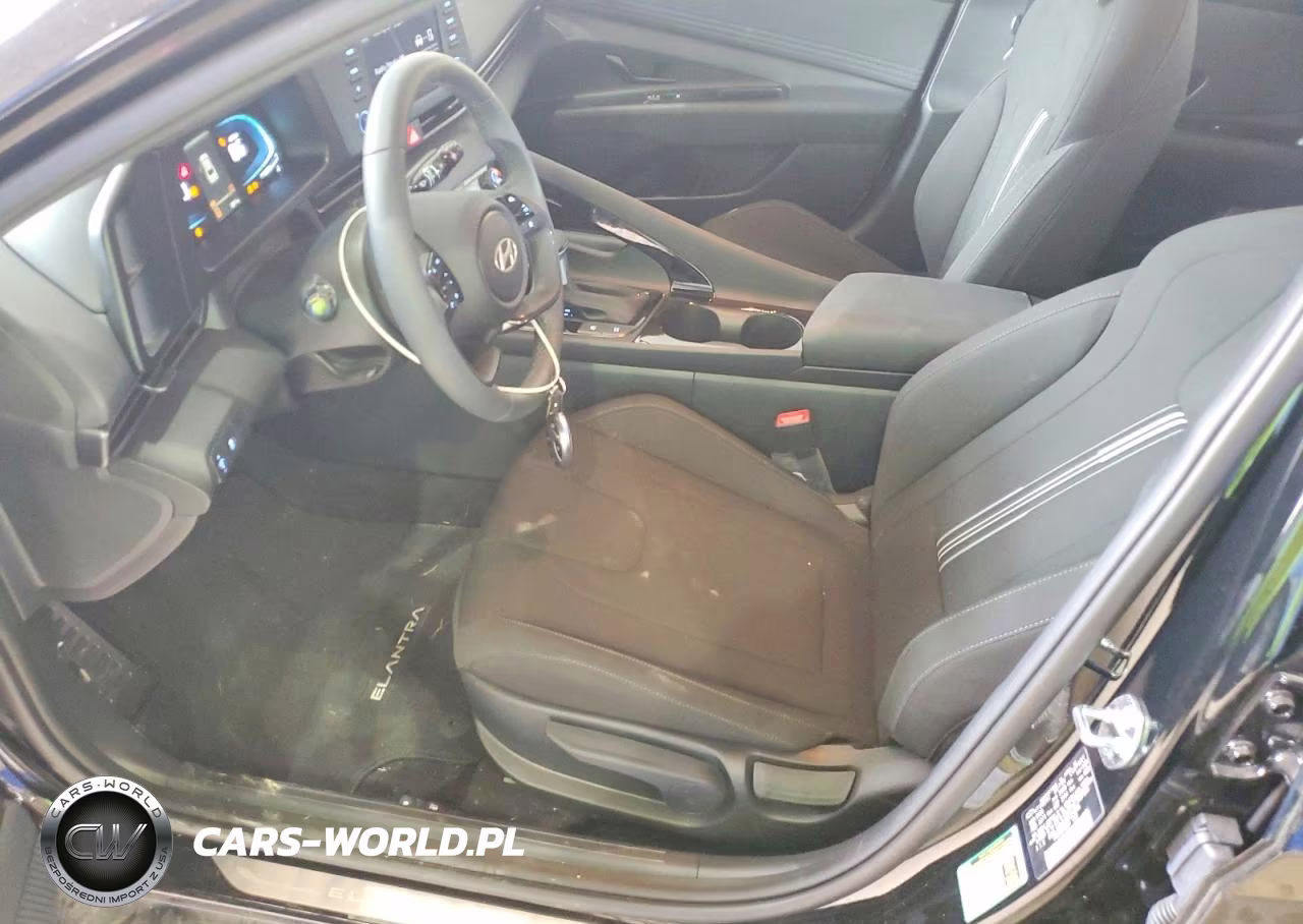 2026 Hyundai Elantra Sel Sport Premium VIN:KMHLS4DG5TU221995 - 7
