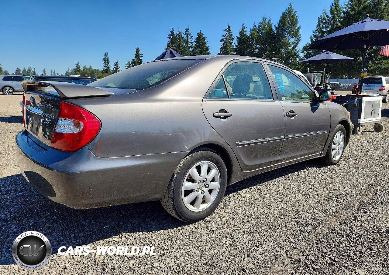 2004 Toyota Camry Xle V6 VIN:JTDBF30K940157753 - 3