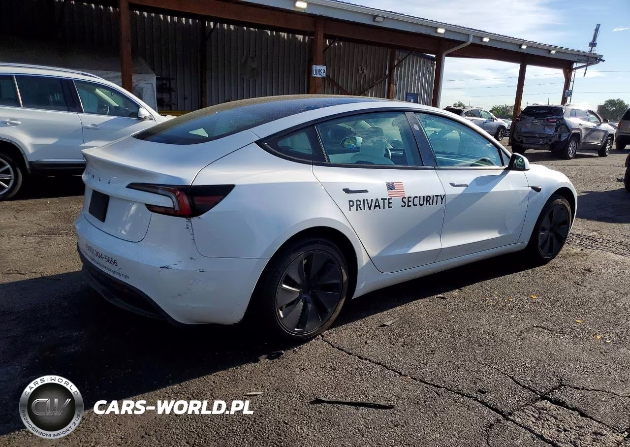 2026 Tesla Model 3 VIN:5YJ3E1EA7TF181304 - 3