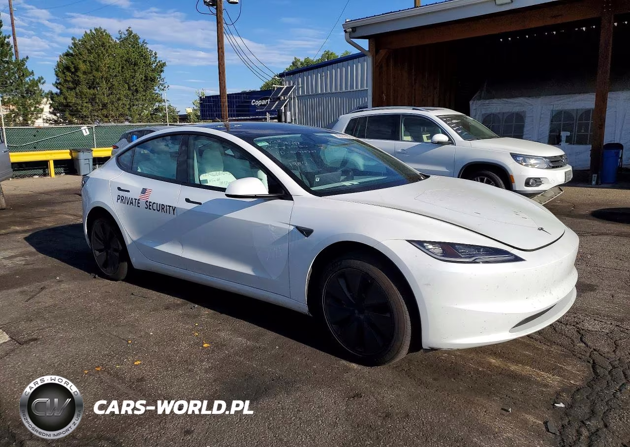 2026 Tesla Model 3 VIN:5YJ3E1EA7TF181304 - 4
