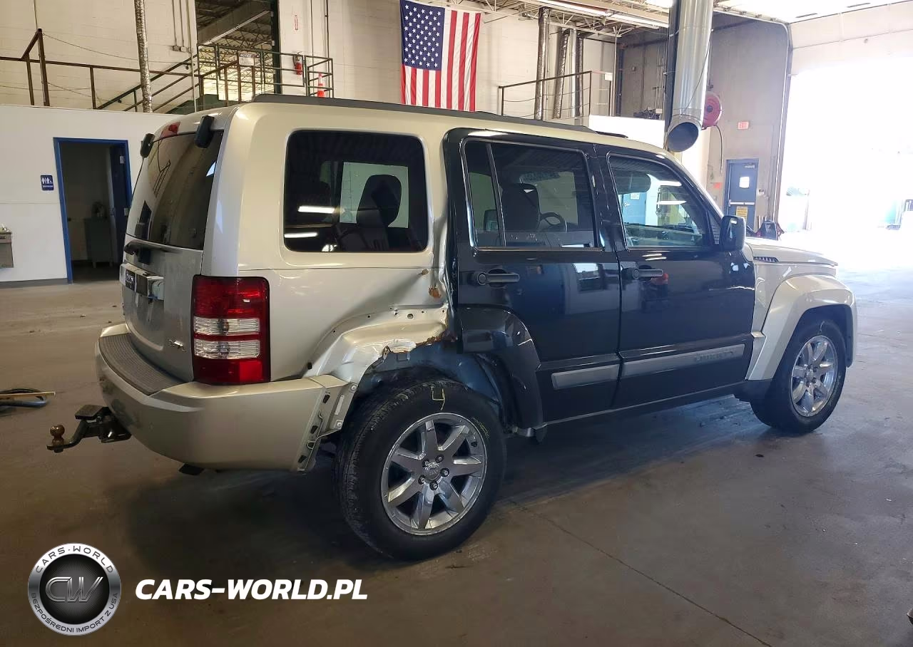 2008 Jeep Liberty Limited VIN:1J8GN58K78W172031 - 3
