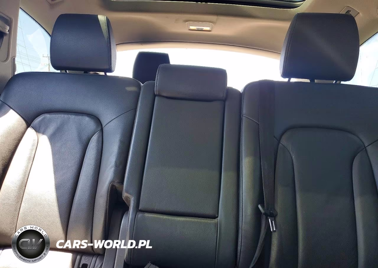 2015 Audi Q7 Premium Plus VIN:WA1LGAFE5FD006597 - 10