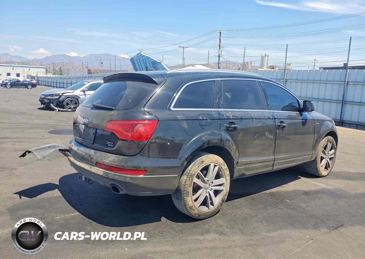 2015 Audi Q7 Premium Plus VIN:WA1LGAFE5FD006597 - 3