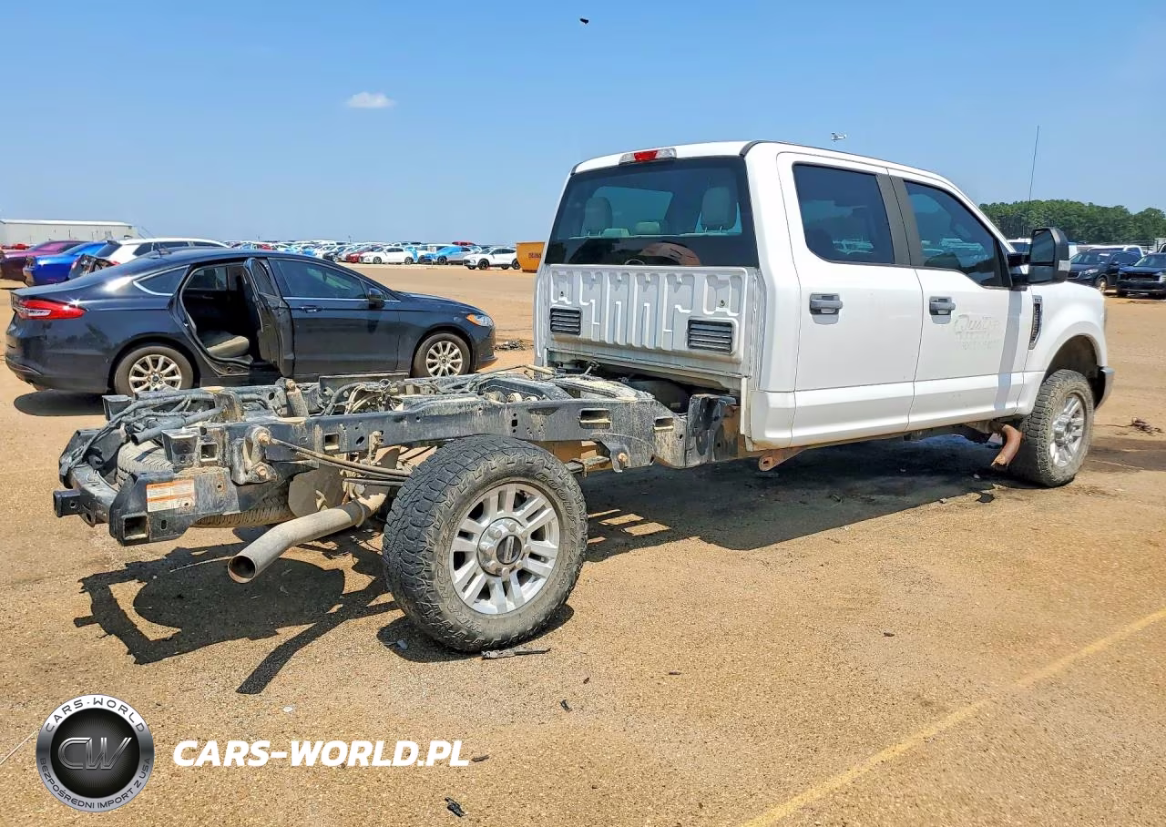 2019 Ford F250 Super Duty VIN:1FT7W2B6XKEC89372 - 3