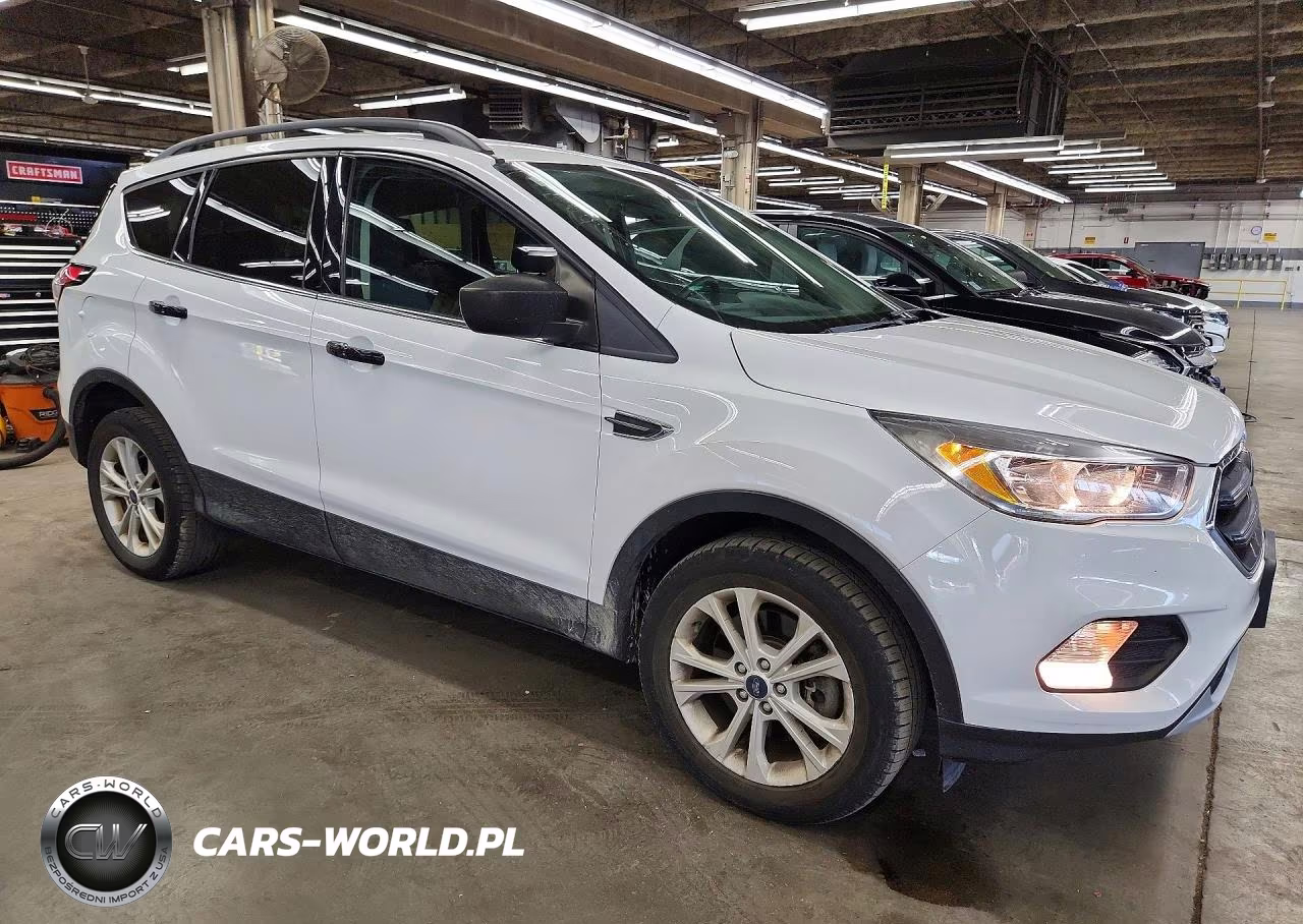 2018 Ford Escape Se VIN:1FMCU9GD3JUD34740 - 4
