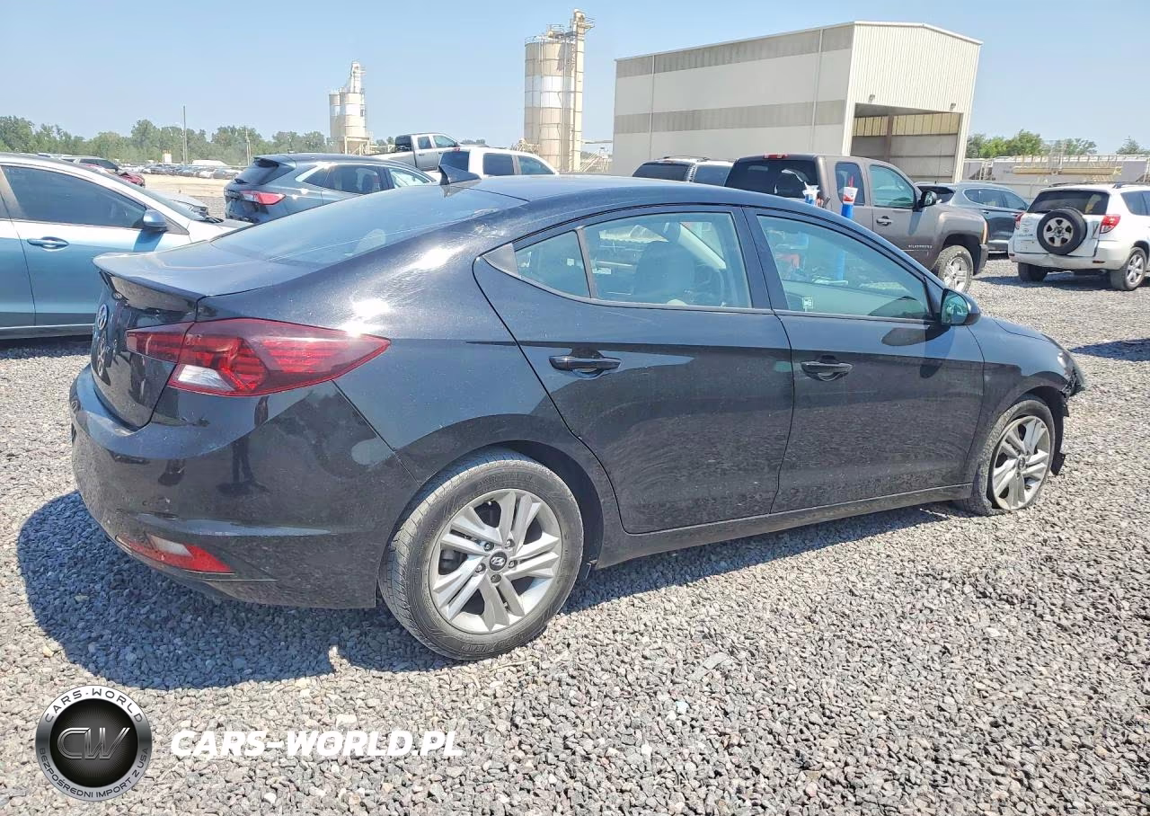 2020 Hyundai Elantra Sel VIN:5NPD84LF3LH583611 - 3