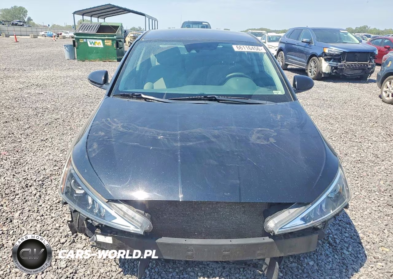 2020 Hyundai Elantra Sel VIN:5NPD84LF3LH583611 - 5