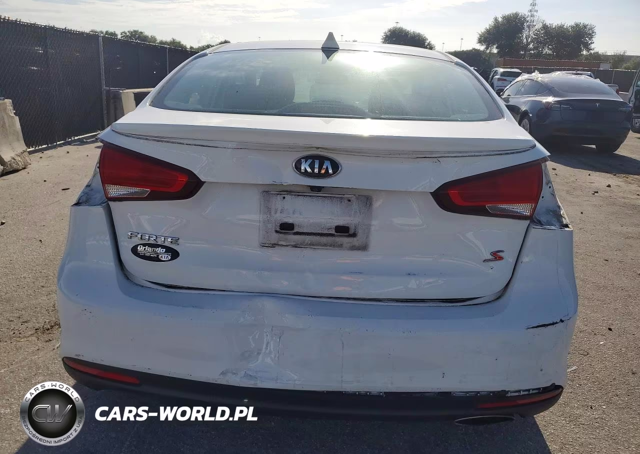 2018 Kia Forte S VIN:3KPFL4A72JE221192 - 6