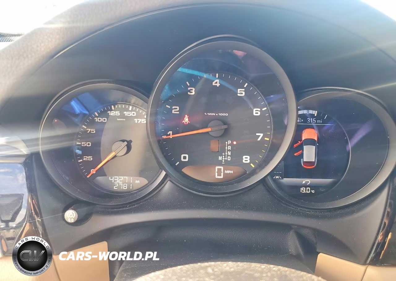 2018 Porsche Macan VIN:WP1AA2A58JLB07111 - 9