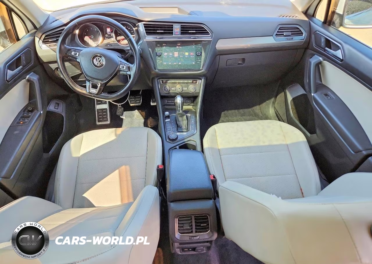 2018 Volkswagen Tiguan Se VIN:3VV2B7AX0JM067673 - 8