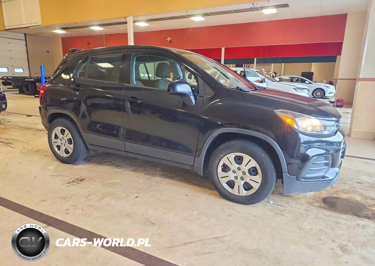 2017 Chevrolet Trax Ls VIN:3GNCJKSB9HL184414 - 4