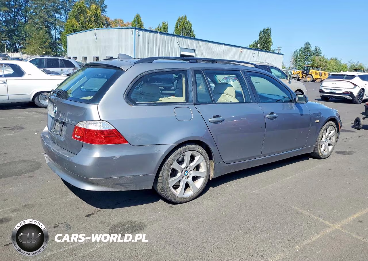 2008 BMW 535 Xi VIN:WBAPT73568CX00361 - 3