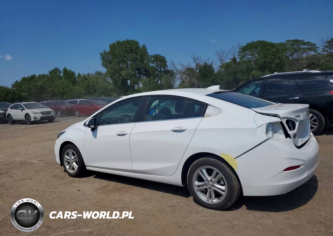 2017 Chevrolet Cruze Lt VIN:1G1BE5SM9H7219607 - 2