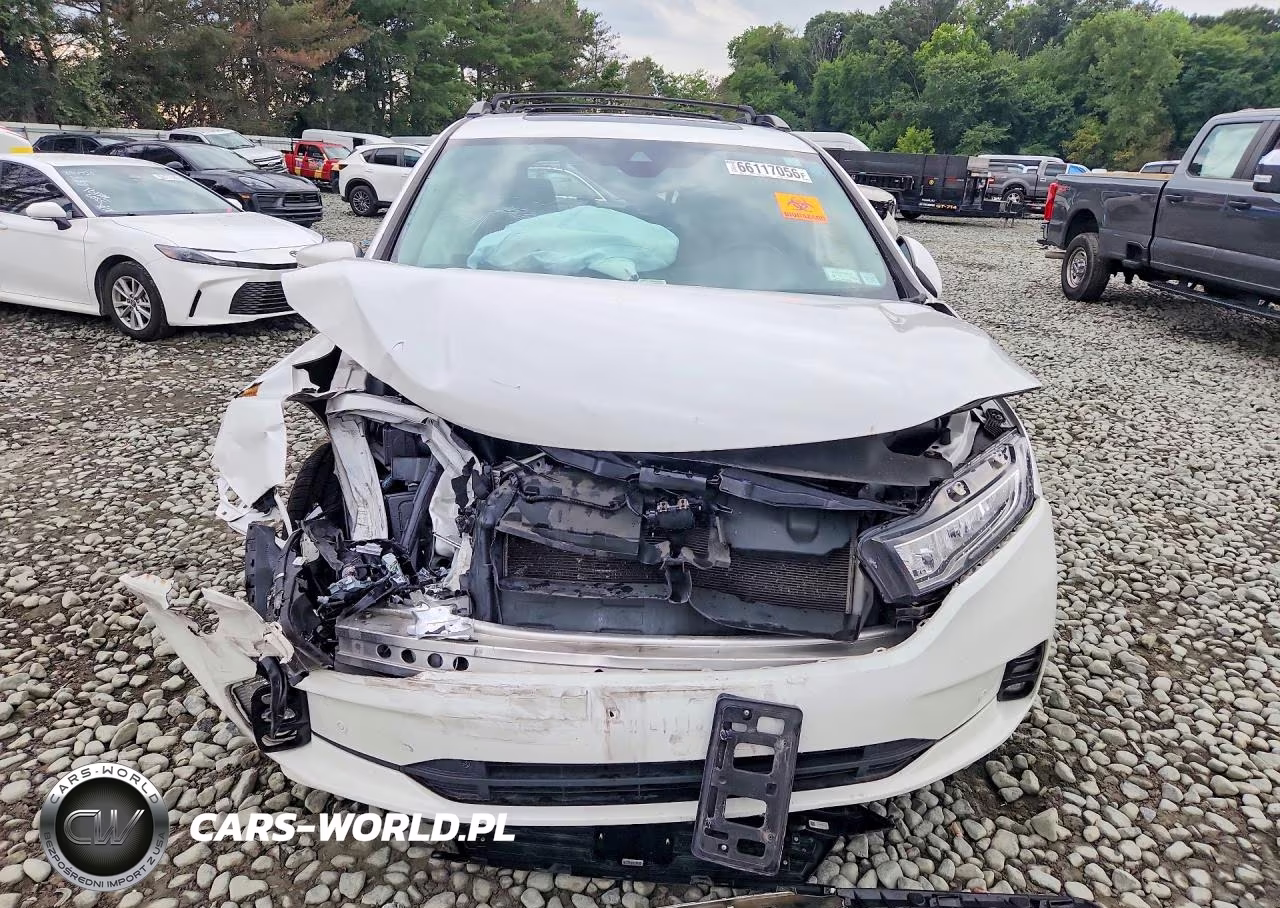 2023 Honda Odyssey Touring VIN:5FNRL6H8XPB006346 - 5