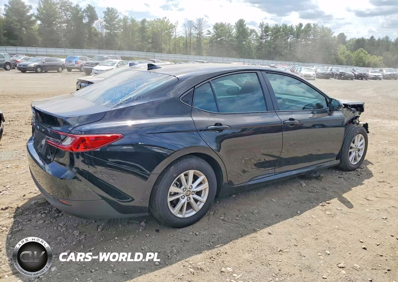 2026 Toyota Camry Le VIN:4T1DAACK3TU756965 - 3