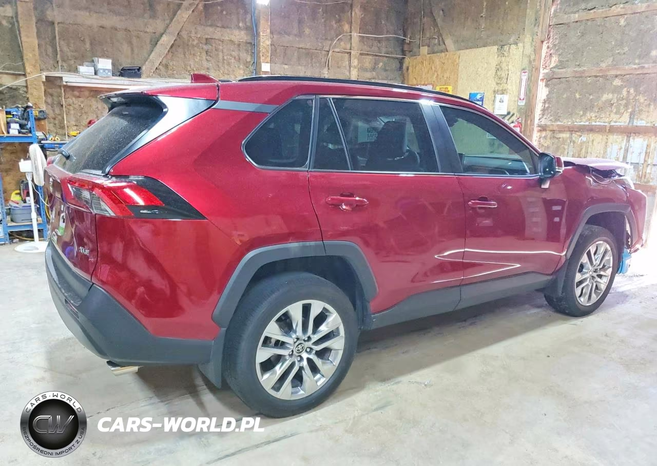 2024 Toyota Rav4 Xle Premium VIN:2T3C1RFV9RW316295 - 3