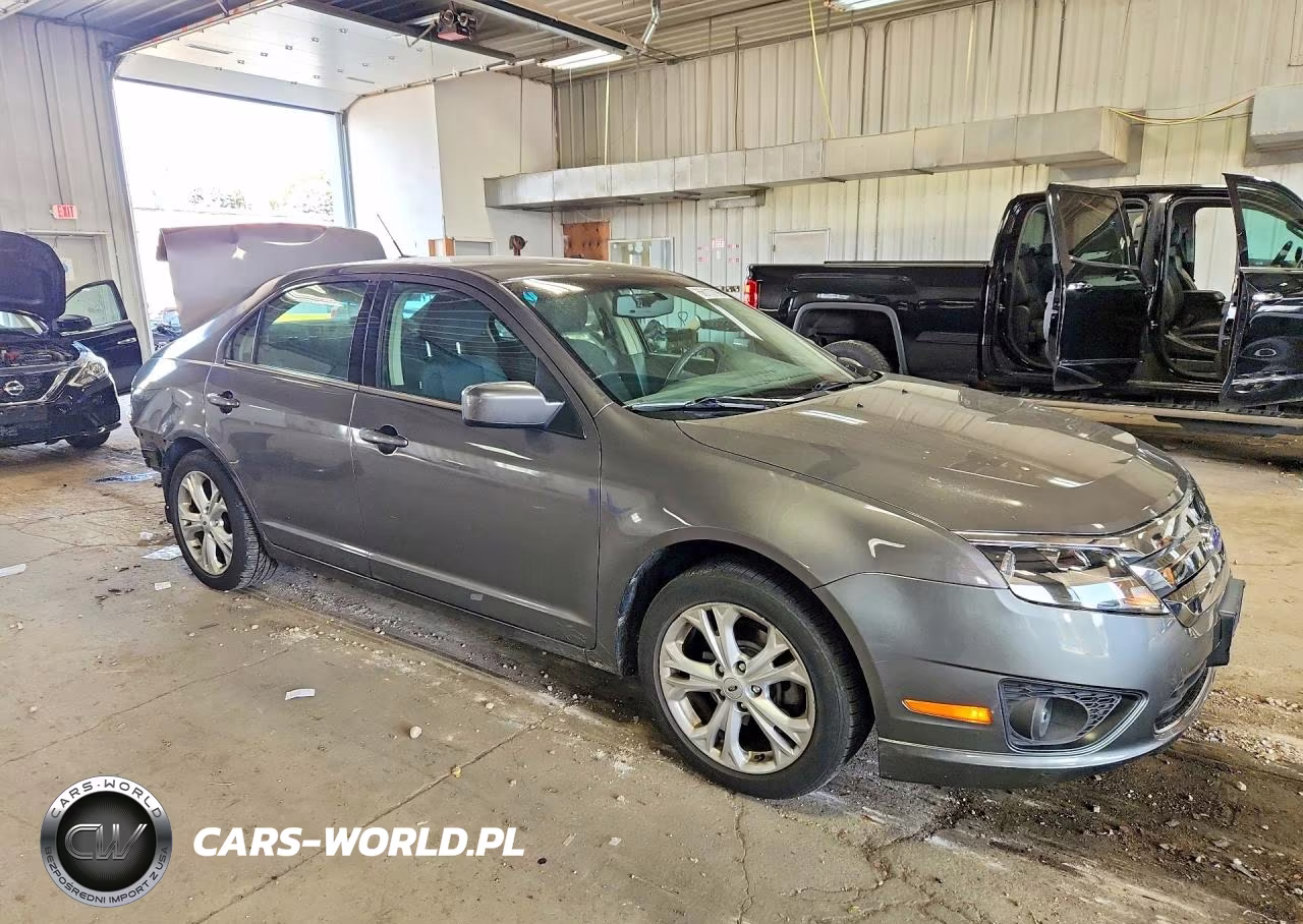 2012 Ford Fusion Se VIN:3FAHP0HA4CR255367 - 4