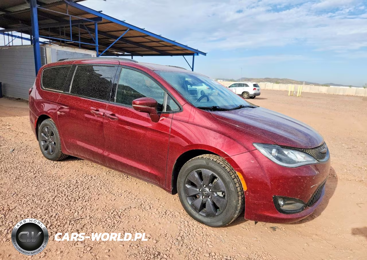 2020 Chrysler Pacifica Hybrid Limited VIN:2C4RC1N77LR287941 - 4