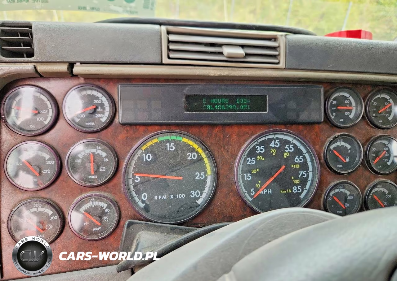 2006 Freightliner Conventional St120 VIN:1FUJBBCK96LV74751 - 9