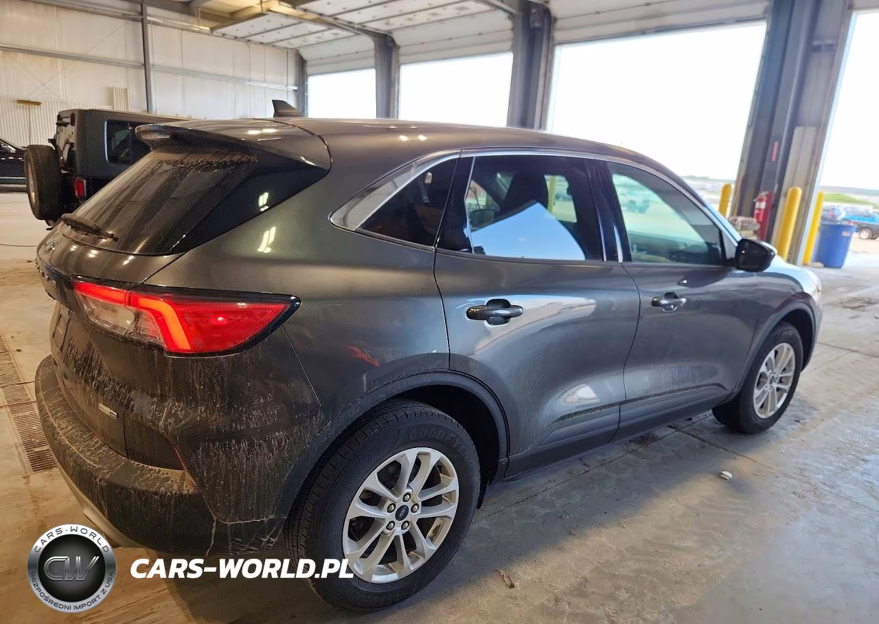 2020 Ford Escape Se VIN:1FMCU9G62LUC23276 - 3