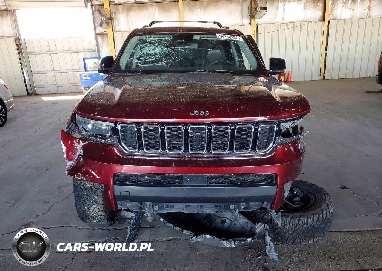 2023 Jeep Grand Cherokee L Limited VIN:1C4RJKBG3P8821339 - 5