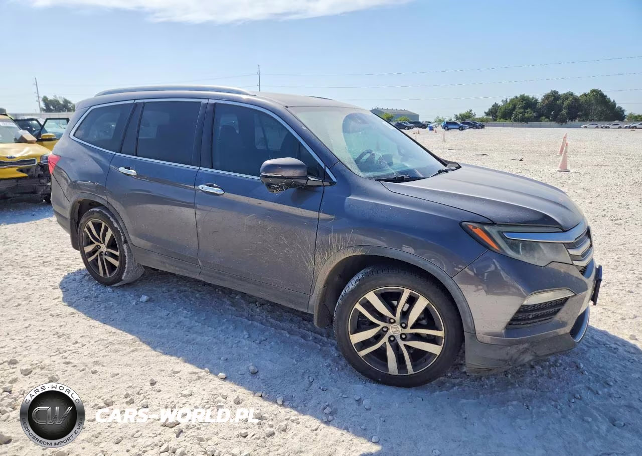 2016 Honda Pilot Touring VIN:5FNYF6H98GB081154 - 4