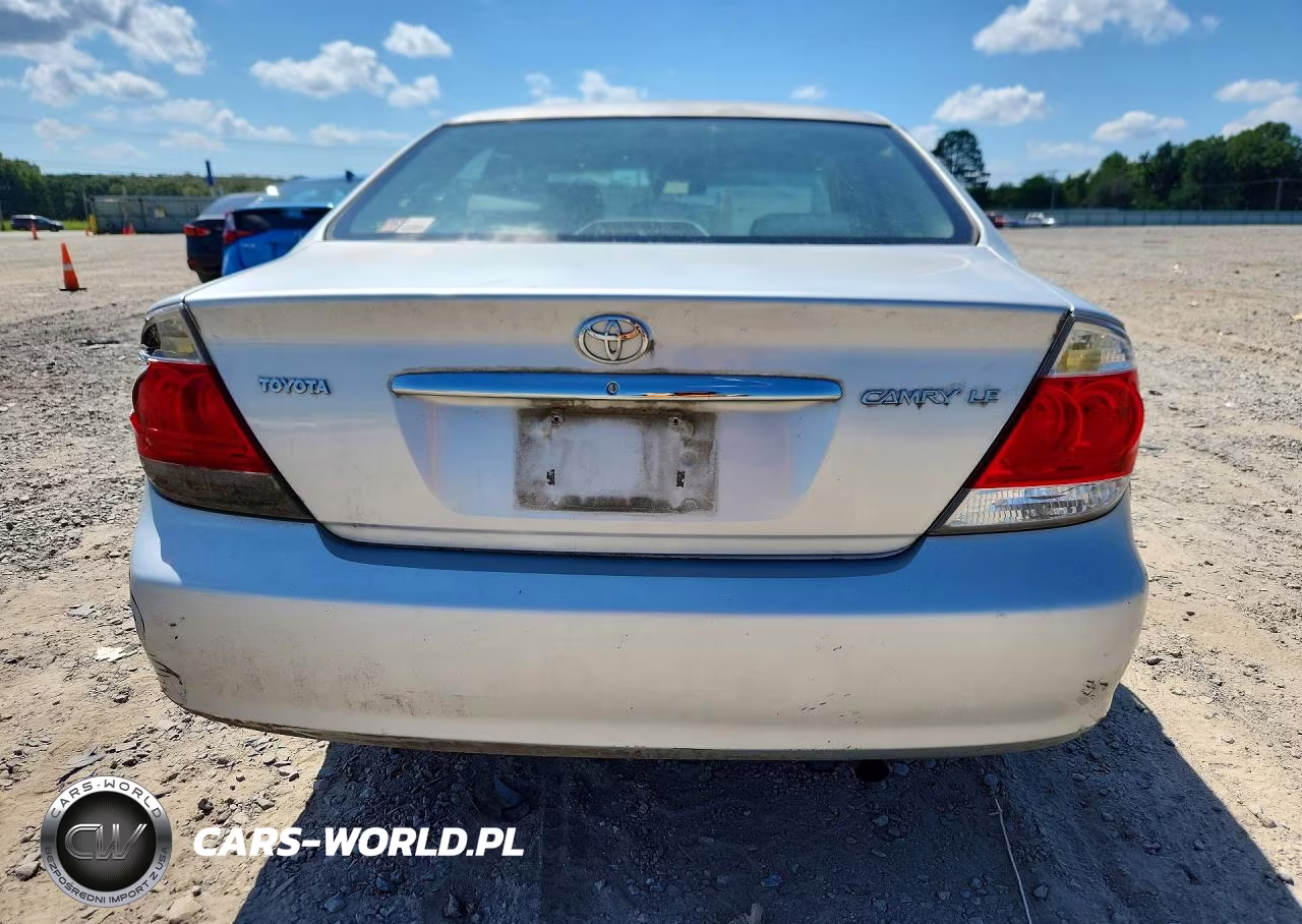 2005 Toyota Camry Le VIN:4T1BE32K75U585553 - 6