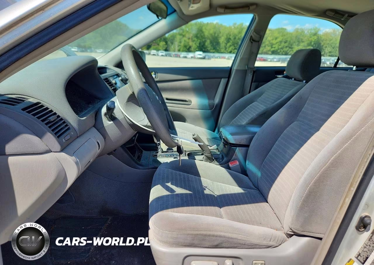 2005 Toyota Camry Le VIN:4T1BE32K75U585553 - 7