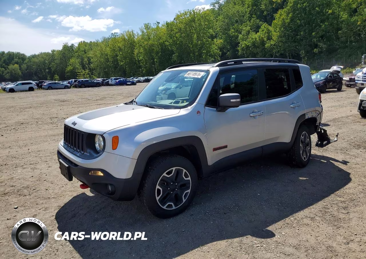 2016 Jeep Renegade Trailhawk – zdjęcie 1 z 13