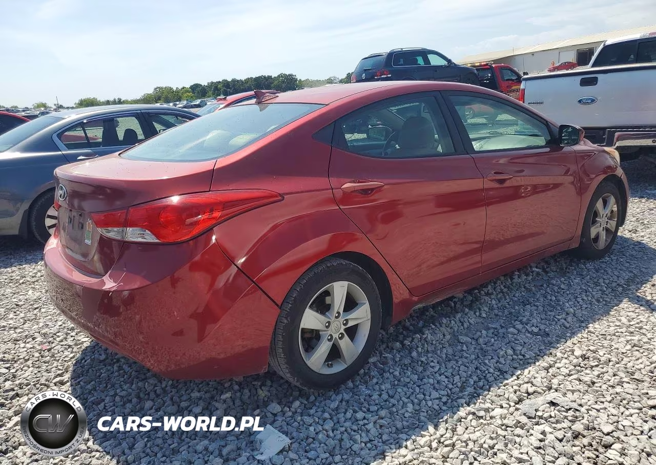 2013 Hyundai Elantra Gls VIN:5NPDH4AEXDH453420 - 3