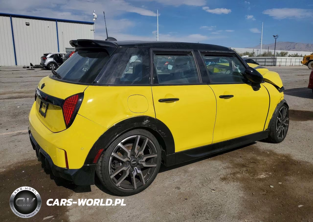 2025 Mini Cooper S VIN:WMW53GD01S2X00520 - 3