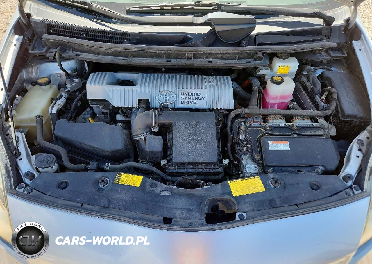 2013 Toyota Prius Two VIN:JTDKN3DU5D5676297 - 11