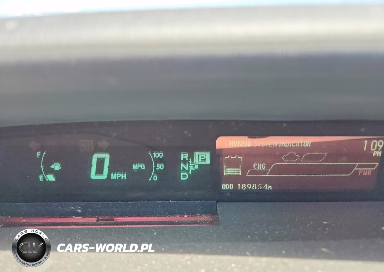 2013 Toyota Prius Two VIN:JTDKN3DU5D5676297 - 9