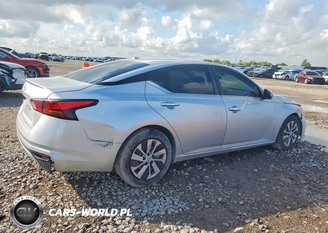 2020 Nissan Altima S VIN:1N4BL4BV4LC123678 - 3