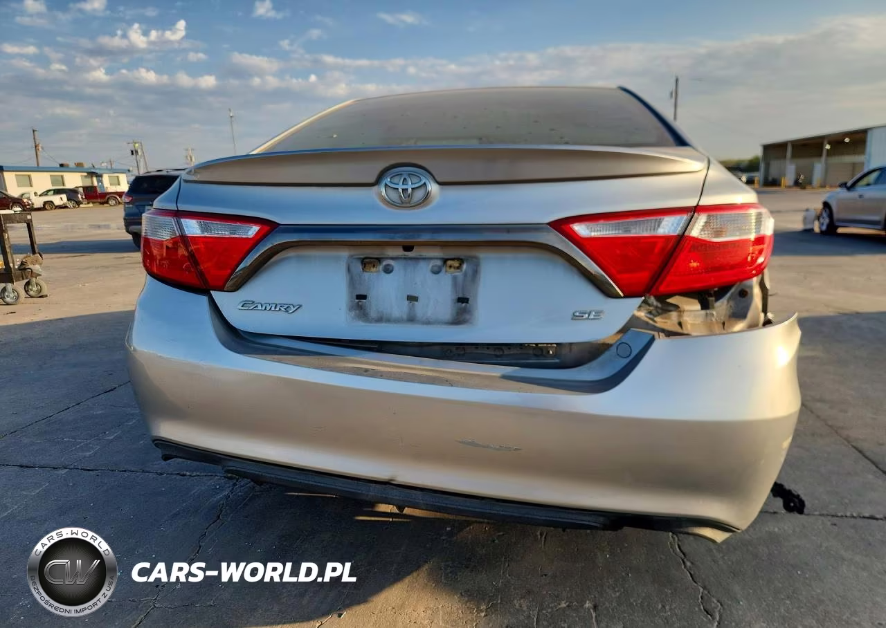 2015 Toyota Camry Se VIN:4T1BF1FK4FU099747 - 6