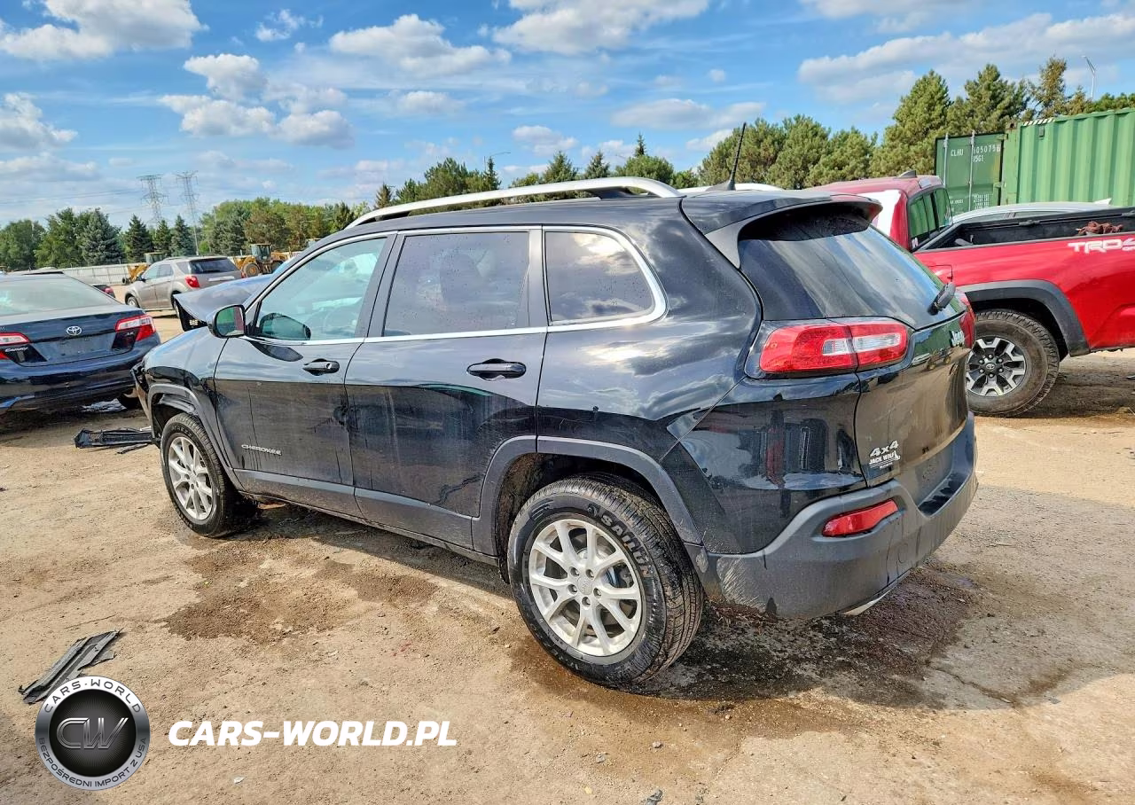 2017 Jeep Cherokee Latitude VIN:1C4PJMCS3HW635920 - 2