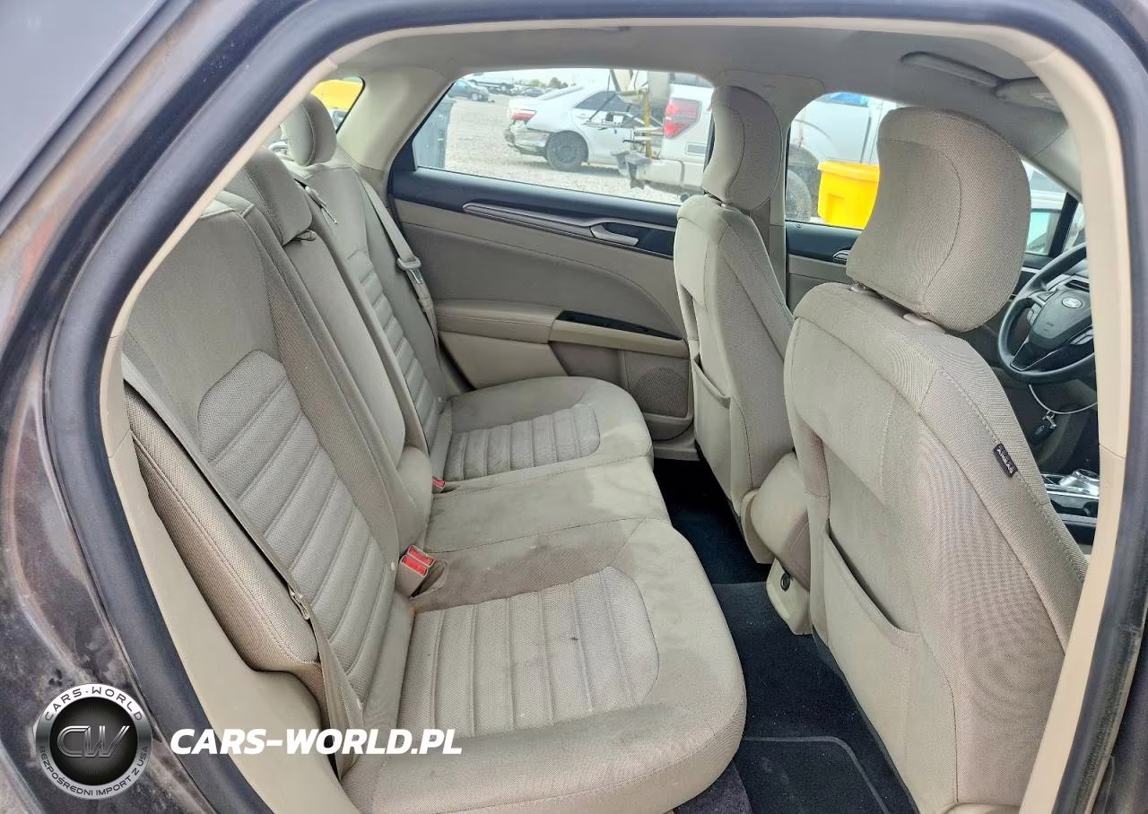 2018 Ford Fusion Se VIN:3FA6P0HD8JR221186 - 10